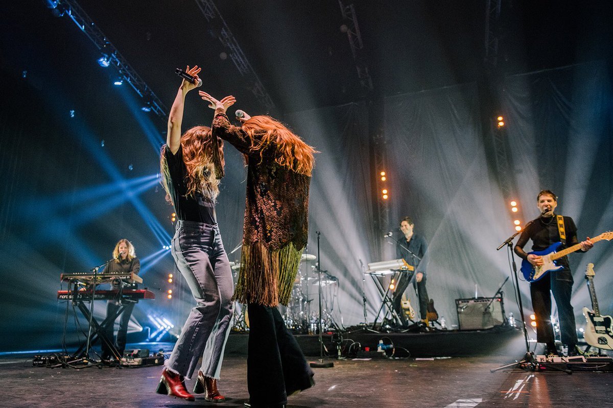 18 Female Indie Artists That Can’t Go Unnoticed On the Road Diary
